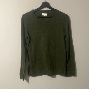 J crew mossy green sweater